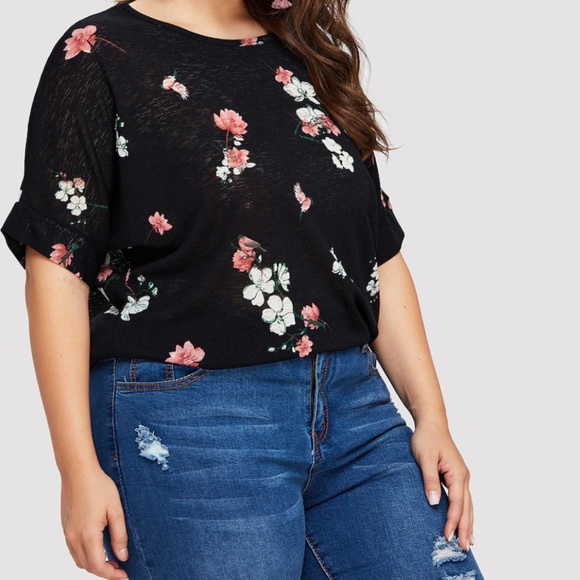 SHEIN Tops - Plus Floral Print Tee